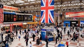 A Walk Through The London Victoria Station London England [upl. by Trainor746]